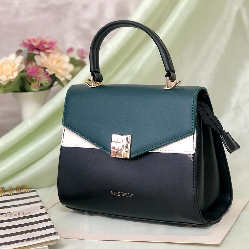 2023 Designer Women Tote Bag Luxury Bella Handbags Flight Mode Shoulder Bags  Top Quality Leather Perforated Flowers Letter Crossbody Ladies Fashion  Makeup Purses From Handbag1586, $52.04 | DHgate.Com