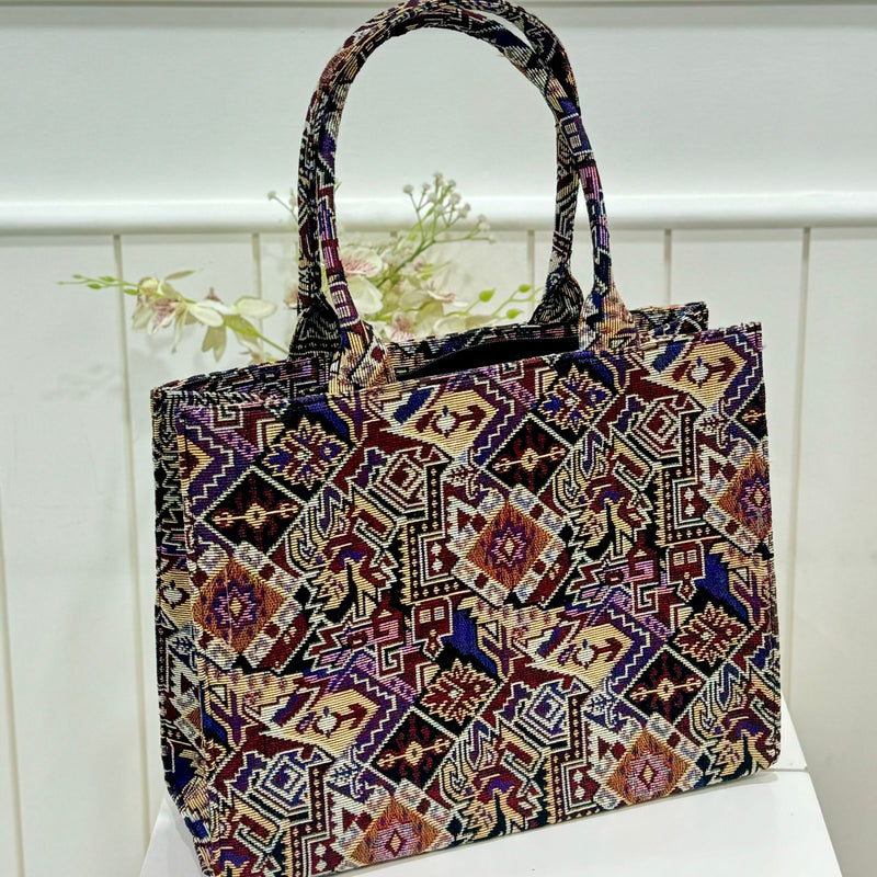 KIMRESS TOTE BAG
