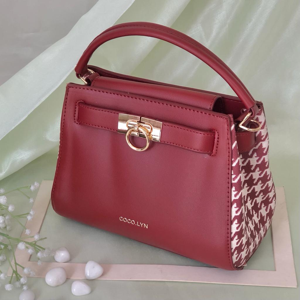 Buy LYN Womens PU Zip Closure Handbag | Shoppers Stop