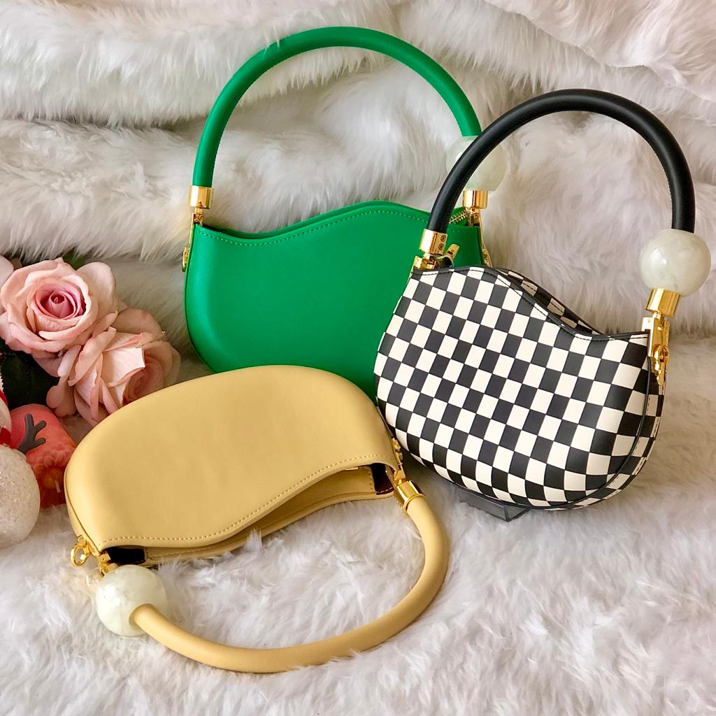 Portable Basketball Purse Splicing Shoulder Clutch Lady Ball Shaped  Crossbody Bag Chain Handbags Fashion Exquisite Shopping Bags For Women From  Ture_beauty, $10.8 | DHgate.Com